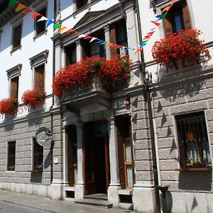 Albergo Roma Tolmezzo Exterior photo