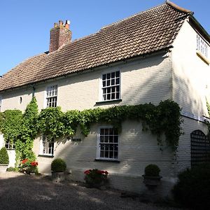 Solley Farm House Bed & Breakfast Sandwich Exterior photo