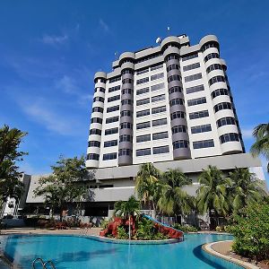 The Putra Regency Hotel Kangar Exterior photo