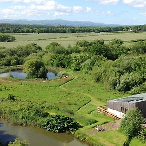 Devon Eco Lodges Winkleigh Exterior photo