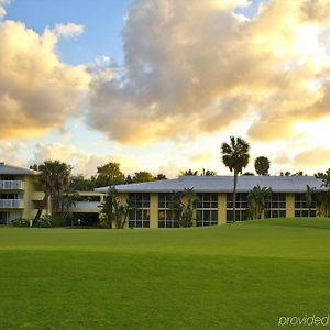 Miami Lakes Hotel And Golf Exterior photo