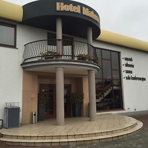 Hotel Malwa Ostrow Wielkopolski Exterior photo