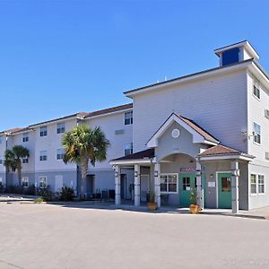 Americas Best Value Inn & Suites-Winnie Exterior photo