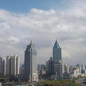 Hoi Tak Hotel Urumqi Exterior photo