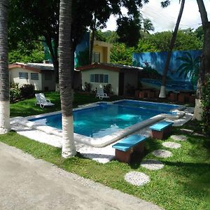 Hotel Y Restaurante Rincon Familiar La Libertad Exterior photo