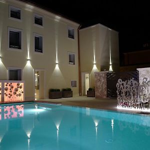 Residenza Ai Capitelli Hotel Soave  Exterior photo