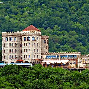 Royal Batoni Hotel Kvareli Exterior photo