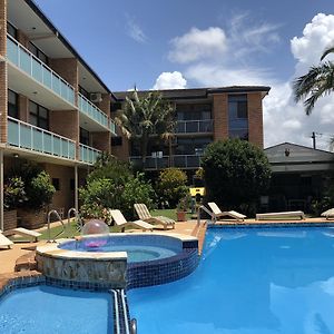 The Tahitian Aparthotel Coffs Harbour Exterior photo