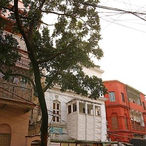 Oyo 3741 Kalighat Hotel Kolkata Exterior photo