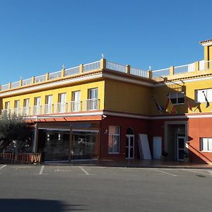 Venta De Tebar Hotel Aguilas Exterior photo