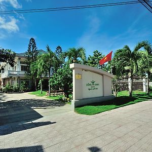 Dong Xanh Hotel Chau Doc Exterior photo