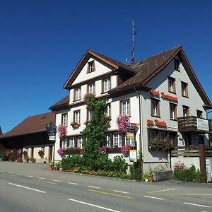 Hotel Garni Traube B&B Schwellbrunn Exterior photo