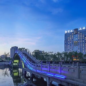 Feicheng Blossom Hotel Exterior photo