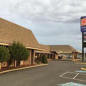 Fairbridge Hotel & Conference Center Yakima Exterior photo