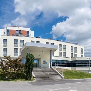 Hotel Park Cakovec Exterior photo