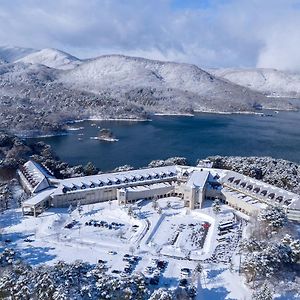 Urabandai Lake Resort Goshiki No Mori Kitashiobara Exterior photo