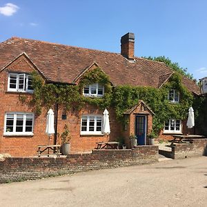 The Hundred Of Ashendon Bed & Breakfast Waddesdon Exterior photo