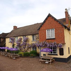 Red Lion Hotel Exeter Exterior photo