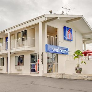 Motel 6-Portland, Or - Central Exterior photo