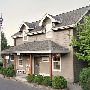 Wine Country Inn Jacksonville Exterior photo