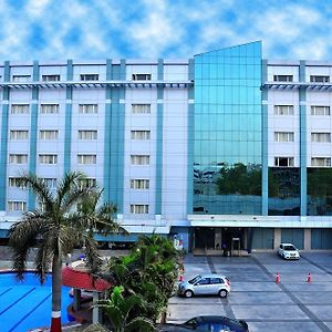 Manasarovar - The Fern Hotel Hyderabad Exterior photo