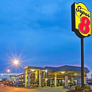 Super 8 By Wyndham Shawnee Hotel Exterior photo