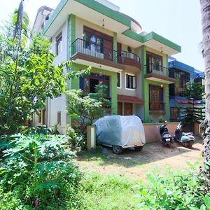 Menezes House Hotel Panaji Exterior photo