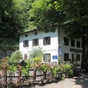 Locanda Dei Baroni - Antica Dimora Hotel Camaldoli Exterior photo