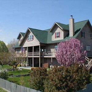 Greenwoods Bed & Breakfast Inn Honeoye Exterior photo