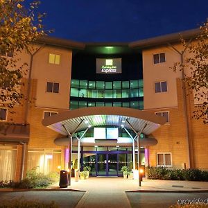 Holiday Inn Express Southampton - M27, J7, An Ihg Hotel Exterior photo