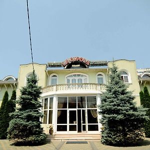 Pension La Cupola Hotel Targu Mures Exterior photo