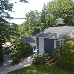 Kittery Inn & Suites Exterior photo