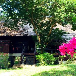 Baan Parimtarn Kanchanaburi Villa Chongsadao Exterior photo