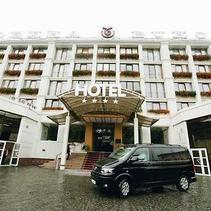 Bukovyna Hotel Chernivtsi Exterior photo