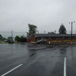 Red Carpet Inn - Allentown Exterior photo