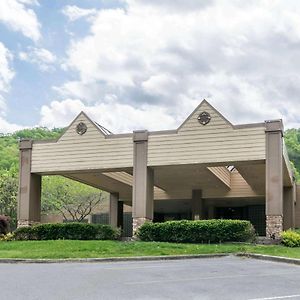 Quality Inn Prestonsburg Exterior photo