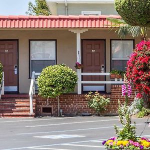 Rodeway Inn - Berkeley Exterior photo