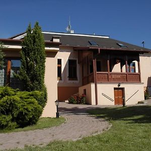 Penzion Rodina Bed & Breakfast Levoca Exterior photo