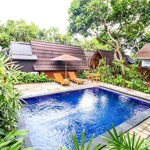 Kubu Kak Dudung Villas Jimbaran  Exterior photo