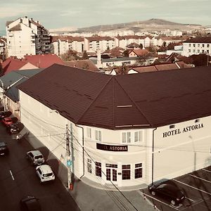 Hotel Astoria Hunedoara Exterior photo