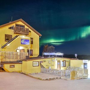 Abisko Guesthouse & Activities Exterior photo