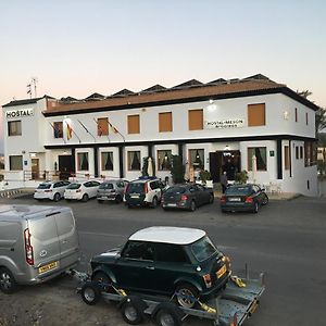 Hostal Meson Arboleas Hotel Exterior photo