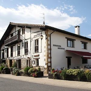 Casa Rural Barazar Guest House San Sebastian Exterior photo