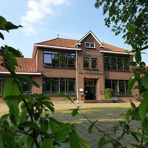 B&B De Wilhelminaschool Aalten Exterior photo