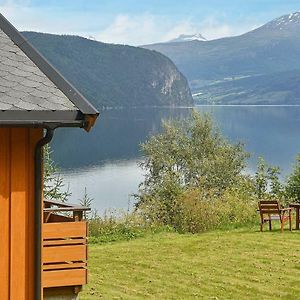 Three-Bedroom Holiday Home In Utvik 1 Reed Exterior photo