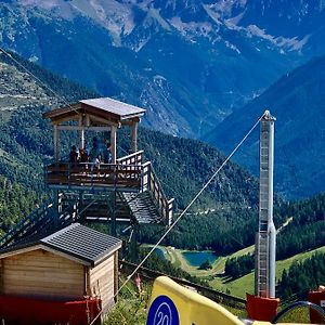 Les Chalets Fleurs De France - Kota Saint-Dalmas Exterior photo