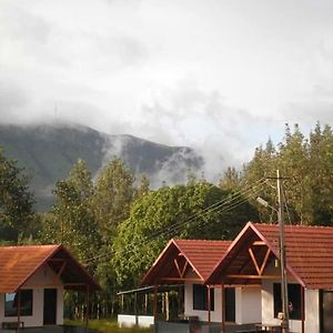 Vamoose Clover Leaf Apartment Chikmagalur Exterior photo