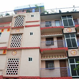 Kundanbazar Guest House Bodh Gaya Exterior photo