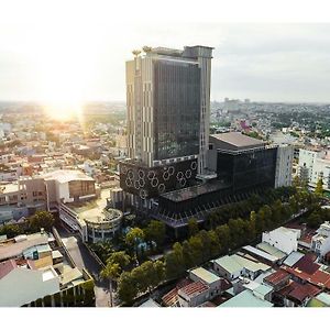 The Mira Central Park Hotel Bien Hoa Exterior photo