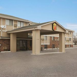 Super 8 By Wyndham Sioux Falls Near Convention Center Motel Exterior photo